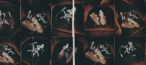 Collage aus mehreren Adidas-Sneakern in Schwarz, Braun und Weiß auf dunklem Hintergrund